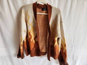 Cider Fire Colorblock V-Neck Cardigan Sweater, Size M
