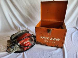 Vintage Milwaukee Skill-Saw with Metal Case and Extra Saw Blades