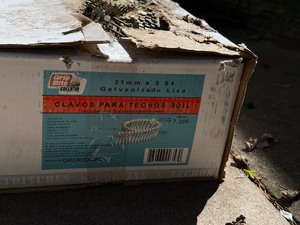 Box of Coil Roll of Galvanized Roofing Nails