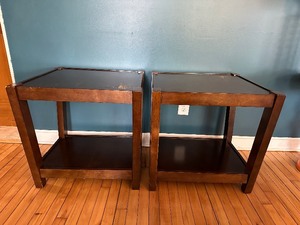 Pair of Wooden End Tables Measuring 23 x 23 x 26
