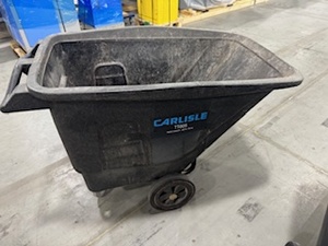 lot 69 image: Pair of Matching Carlisle Tilt Trucks TT005 400 Lb Capacity