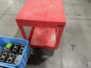 lot 100 image: Uline Utility Cart (Red)