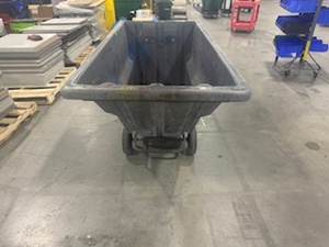 lot 30 image: Bayhead Tilt Truck