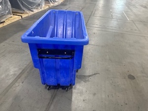 lot 39 image: Blue Tilt Truck