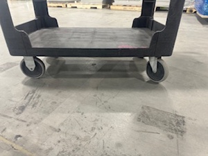lot 43 image: Rubbermaid Utility Cart