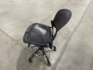 lot 147 image: Safco Task Chair