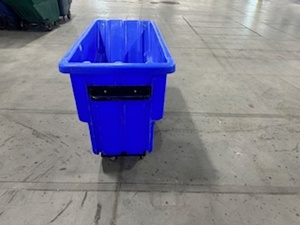 lot 116 image: Bayhead Tilt Truck (Blue)