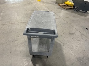 lot 121 image: Rubbermaid Utility Cart (Gray)