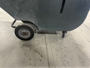 lot 129 image: Bayhead Tilt Truck (Gray)