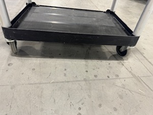 lot 130 image: Rubbermaid Utility Cart