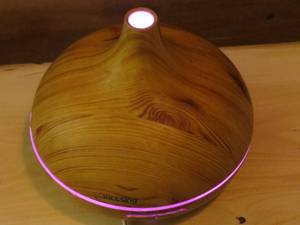 Essential Oil Diffuser with Alternating Colors