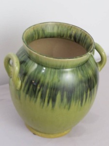 Global Views Pottery Pot