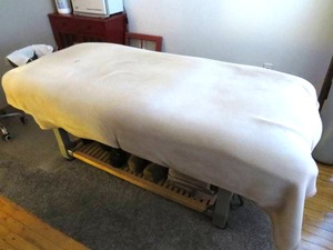 OAKWORKS CLODAGH  Electric Massage Table
