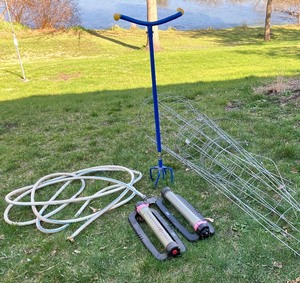 lot 48 image: Garden Lot 5 Tomato Cages, 2 Sprinklers, Garden Claw and Hose