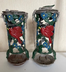 lot 68 image: LOT of 2 Cast Iron Cardinal Yard Decor