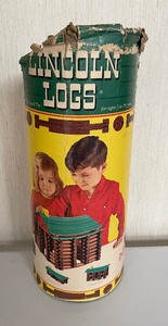 lot 79 image: Vintage Lincoln Logs