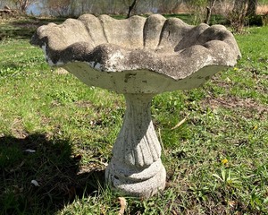 lot 38 image: Cement Bird Bath