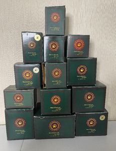 lot 85 image: LOT 13 Boyds Bears & Friends in Original Boxes