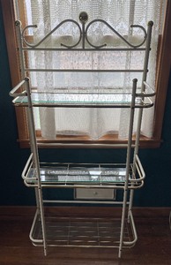 lot 109 image: Metal Bakers Rack With Glass Shelving