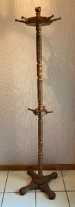 lot 125 image: Wood Coat Rack