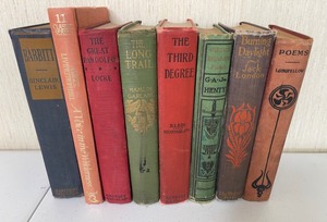 lot 130 image: LOT 8 Vintage Hardcover Books