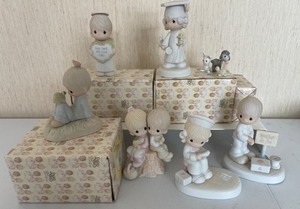 lot 135 image: 7 Vintage Enesco Precious Moments Figurines