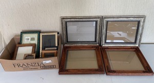 lot 138 image: 15 Picture Fames Various Sizes