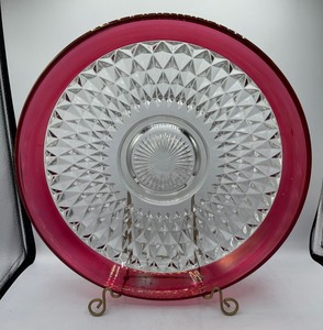 lot 161 image: Vintage Indiana diamond Point Glass Ruby Red Large Serving Bowl
