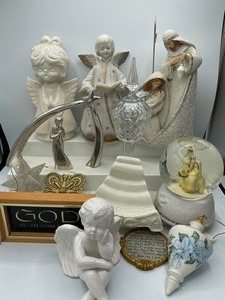 lot 175 image: Angel and Figurine Lot