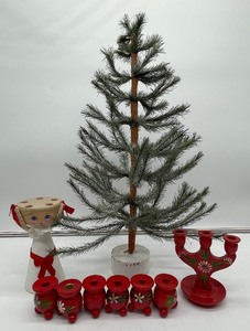 lot 189 image: 17.5 Christmas Tree  Wooden Candle Holders Made in Sweeden