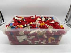 lot 194 image: Tote of Legos and American Bricks