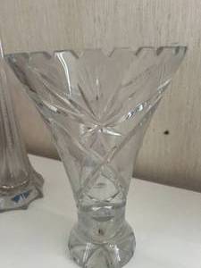 lot 278 image: Six Large Crystals and Glass Vases