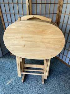 lot 296 image: Wood TV Trays and Stand