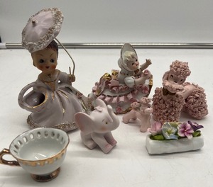 lot 471 image: Pretty in Pink Leftons, Ugacago, Bone China LOT