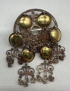 lot 486 image: Gold and Silver Norwegian Wedding Brooch