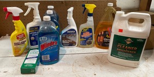 lot 453 image: Cleaning Solutions and Citronella Oils