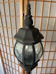 lot 344 image: Decorative Yard Light Lamp Post Electrical