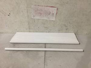 lot 467 image: LOT OF 10 40 White Tubes