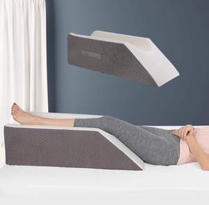 lot 229 image: Kolbs Single Leg Elevation Pillow  Post Surgery Leg Pillow