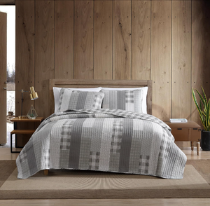 lot 262 image: Eddie Bauer Home - Queen Quilt Set, Cotton Reversible Bedding with Matching Shams