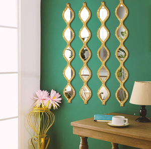 lot 334 image: Teardrop Mirror Wall Decor Decorative