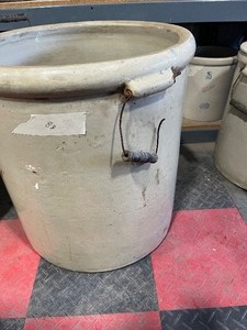 lot 83 image: 20 Gallon Red Wing Crock