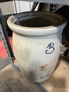 lot 64 image: 3 Gallon Red Wing Crock