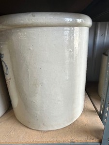 lot 55 image: 15 Gallon Red Wing Crock
