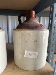 lot 10 image: 2 Gallon 2 tone Crock Jug
