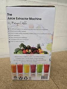 MegaChef Juice Extractor Machine with Wide Mouth - Stainless Steel Chrome