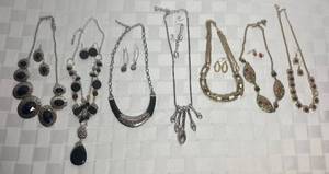 lot 52 image: Costume Jewelry Necklace Sets - Gold and Silver Toned