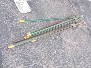 lot 53 image: Metal Posts