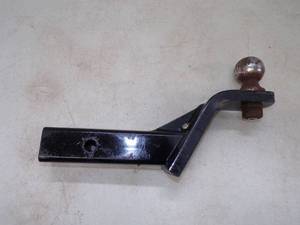 lot 30 image: 2 Receiver Ball Hitch