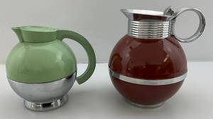 lot 40 image: Vintage 1950s  Modernist Thermos & Manning-Browning CO. Coffee Pots